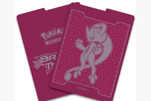 Pokemon XY BREAKthrough Mega Mewtwo Y Elite Trainer Box (Pink Box)