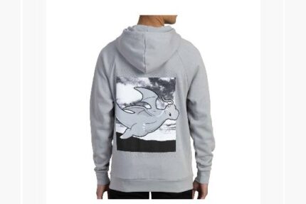 Dragonite Powerhouse Pokémon Pullover Hoodie – Gray